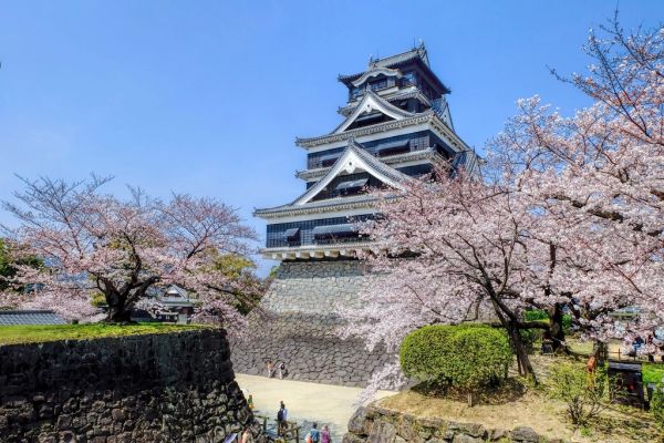 El Castillo de Osaka, uno de los lugares más bonitos que ver en Osaka
