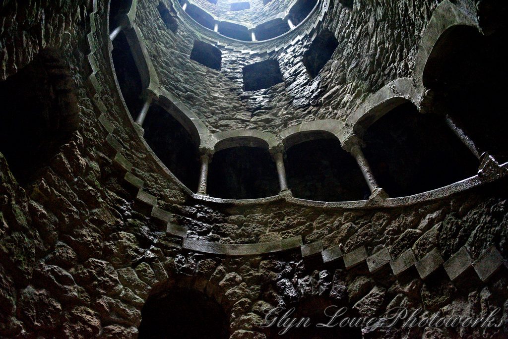 El Pozo Iniciático de la Quinta da Regaleira, uno de los rincones más mágicos que ver en Sintra