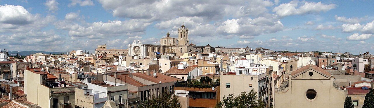 Callejeando por el casco histórico, una de las mejores formas de descubrir qué ver en Tarragona