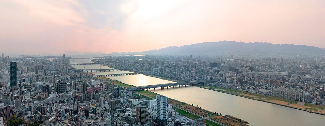 El Umeda Sky Building, uno de los mejores miradores que ver en Osaka al atardecer